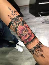 flores tattoo