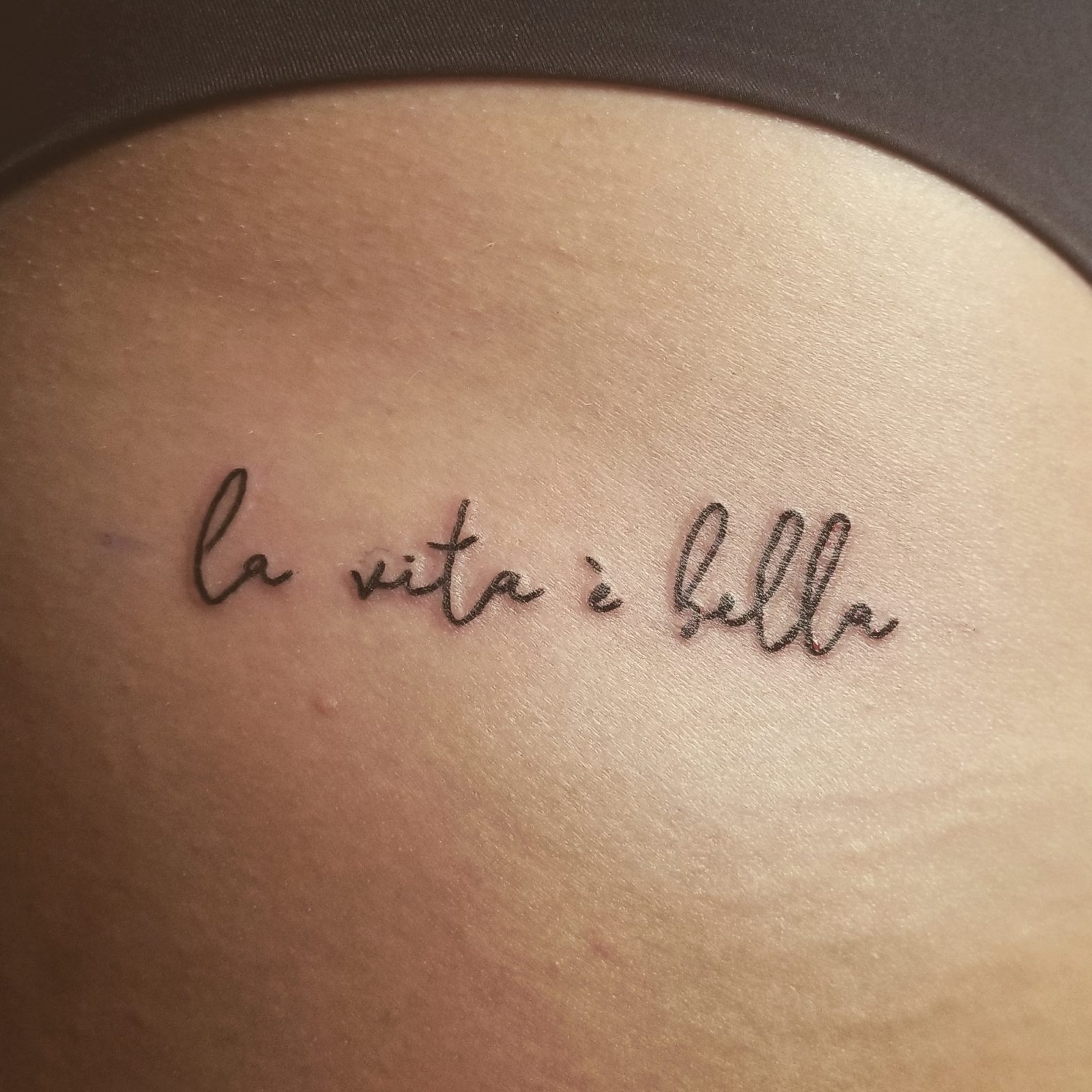 Get the Italian saying la vita e bella tattoo for you