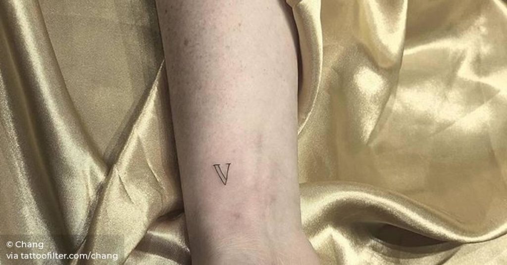 v line tattoo