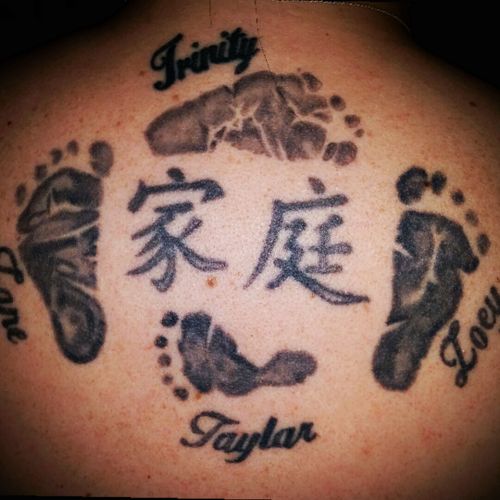 family in chinese tattoo