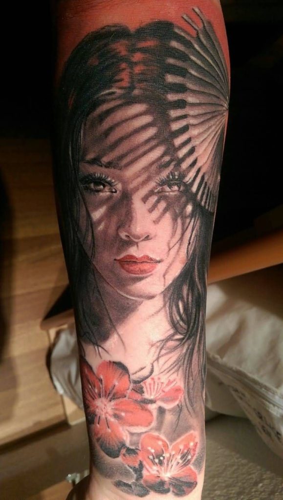 Asian woman tattoo