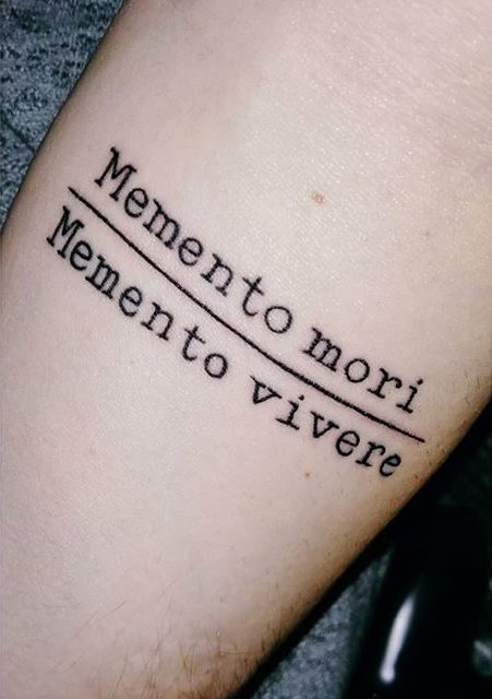 Memento Mori memento Vivere Tattoo